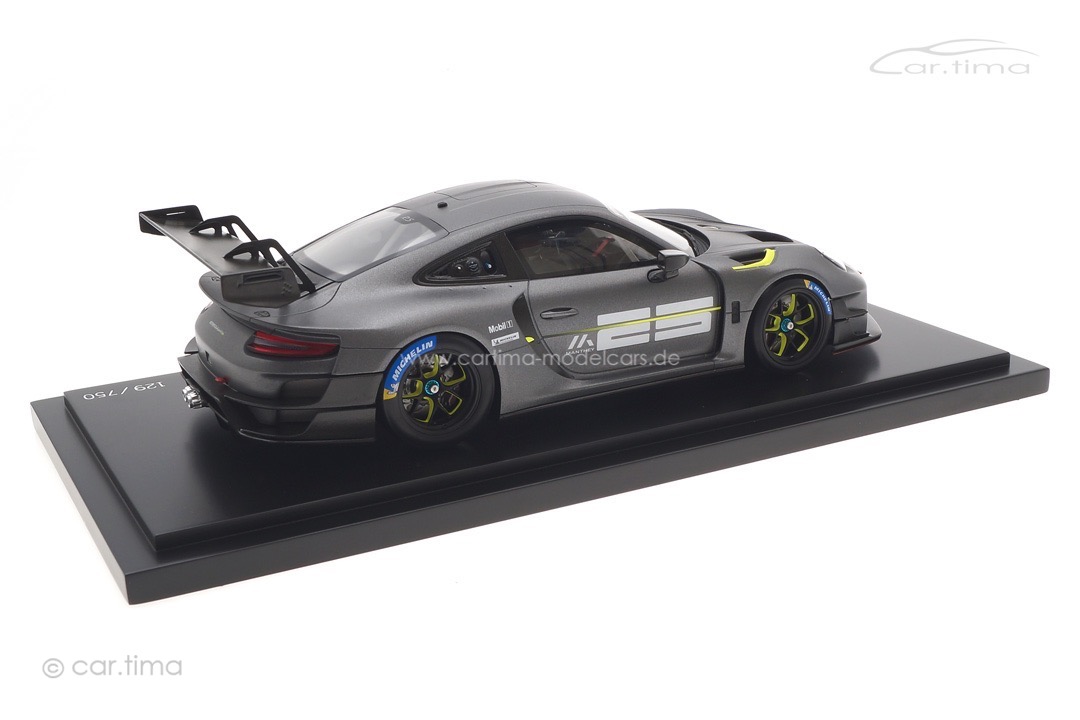 Porsche 911 GT2 RS Clubsport 25 "25 Jahre Manthey-Racing" 1:18 WAP0211510PGT2 Porsche 911 GT2 RS Clubsport 25 "25 Jahre Manthey-Racing" 1:18 WAP0211510PGT2
