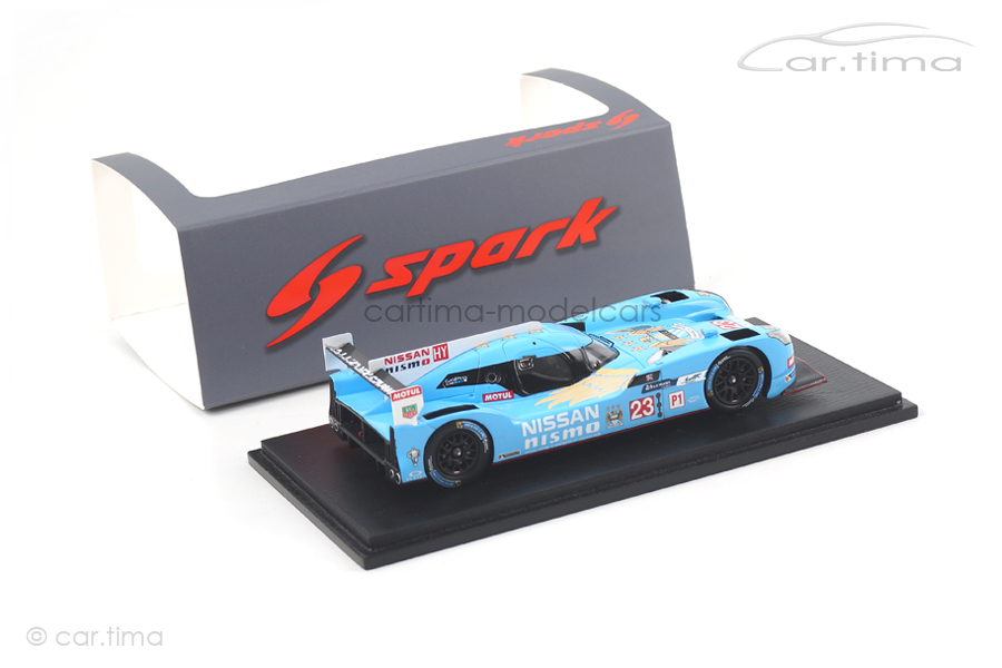 Nissan GT-R LM Nismo Manchester City FC 2015 Spark 1:43 S4561 Nissan GT-R LM Nismo Manchester City FC 2015 Spark 1:43 S4561