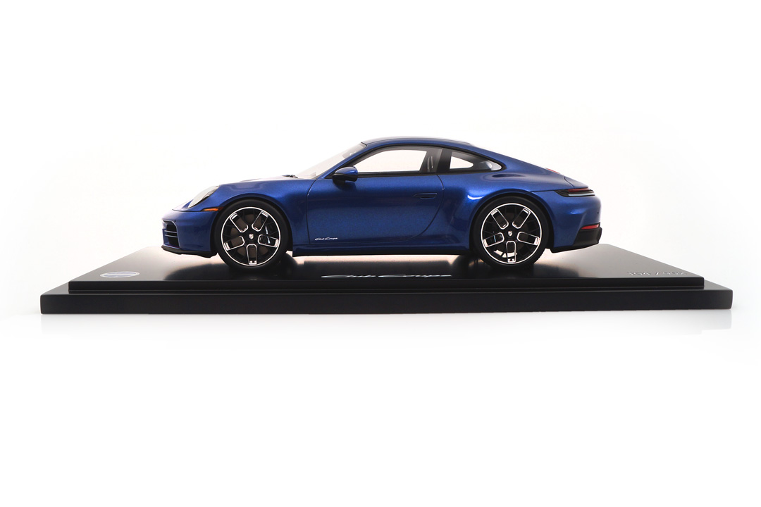 Porsche 911 (992.2) Carrera T Club Coupé Club Coupe Spark 1:18 WAP0210650TPCA Porsche 911 (992.2) Carrera T Club Coupé Club Coupe Spark 1:18 WAP0210650TPCA