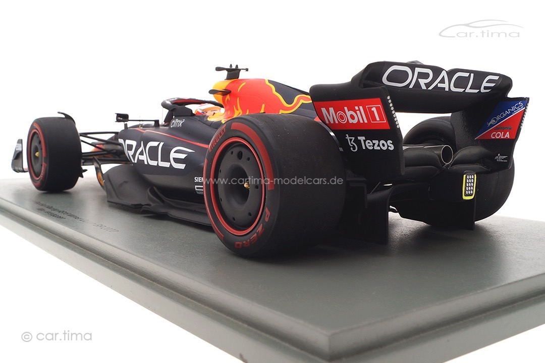 Oracle Red Bull Racing RB18 Winner GP Niederlande 2022 Max Verstappen 30th Win Spark 1:18 18S773 Oracle Red Bull Racing RB18 Winner GP Niederlande 2022 Max Verstappen 30th Win Spark 1:18 18S773