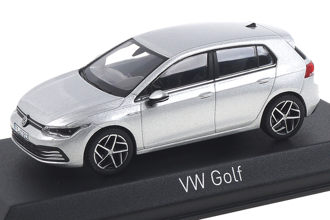 VW Volkswagen Golf 2020 silber Norev 1:43 840132 VW Volkswagen Golf 2020 silber Norev 1:43 840132