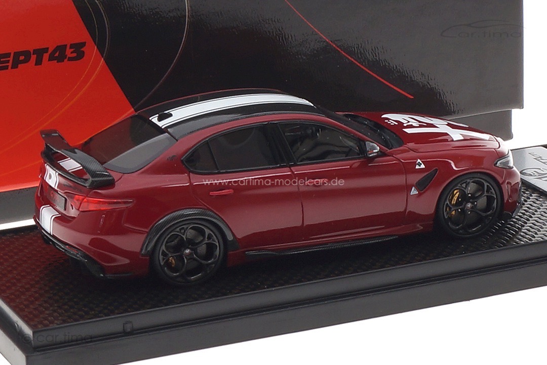 Alfa Romeo Giulia GTAM Rosso Competizione BBR 1:43 BBRC247RC-AR Alfa Romeo Giulia GTAM Rosso Competizione BBR 1:43 BBRC247RC-AR