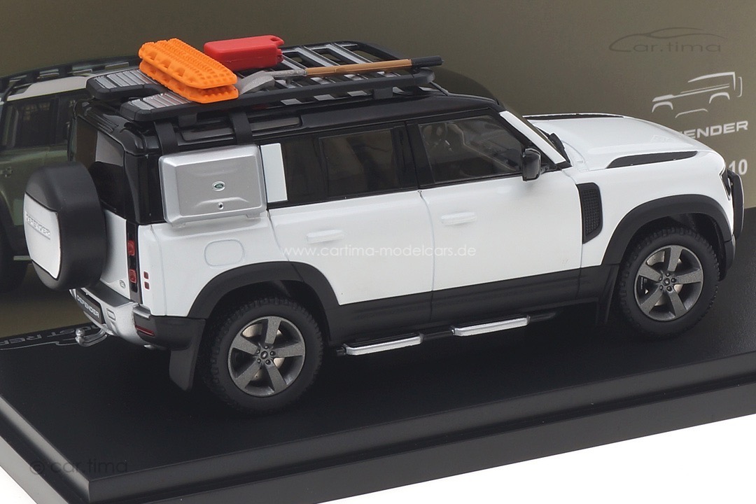 Land Rover Defender 110 2020 Fuji White Almost Real 1:43 410807 Land Rover Defender 110 2020 Fuji White Almost Real 1:43 410807