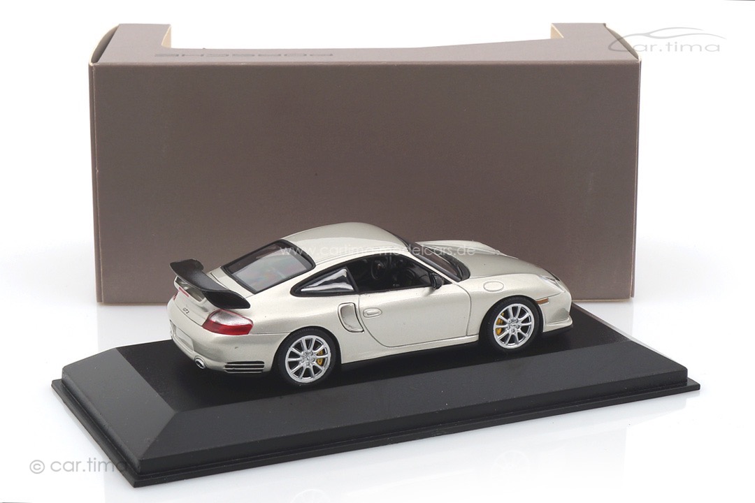 Porsche 911 (997) GT2 Silber Minichamps 1:43 WAP02011915