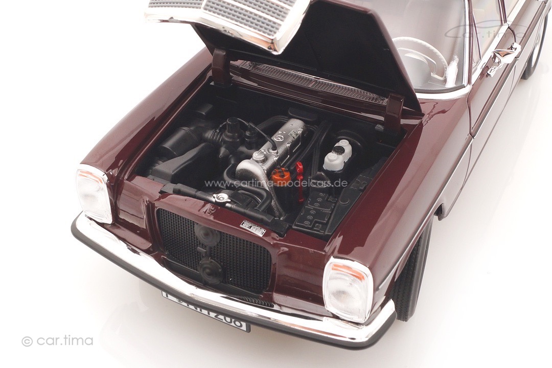 Mercedes-Benz 200/8 (W115) Dunkelrotbraun Norev 1:18 183778