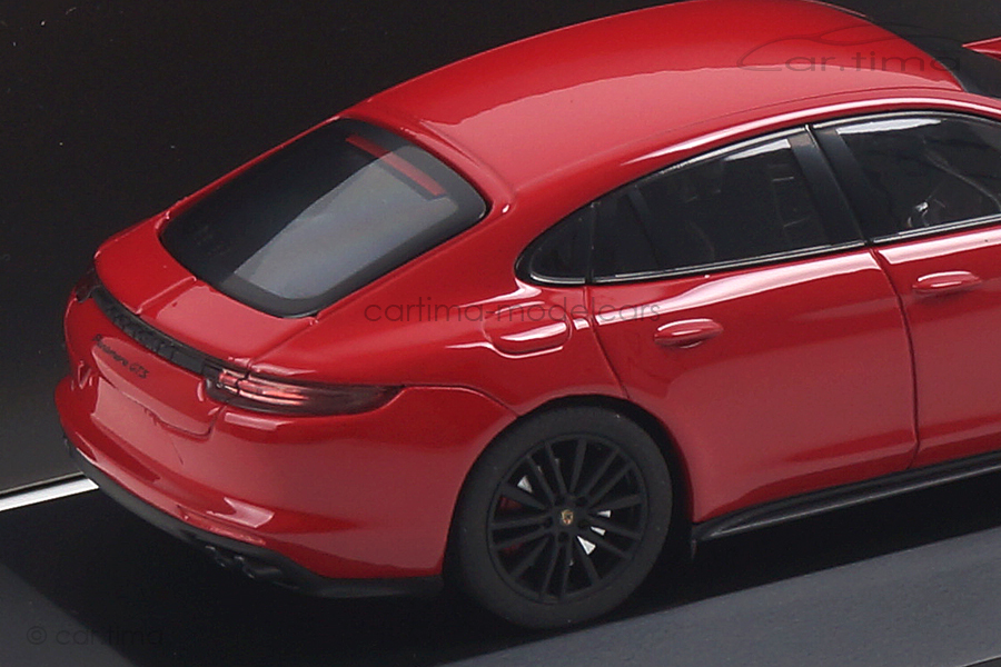 Porsche Panamera GTS Karminrot Herpa 1:43 WAP0207310J Porsche Panamera GTS Karminrot Herpa 1:43 WAP0207310J