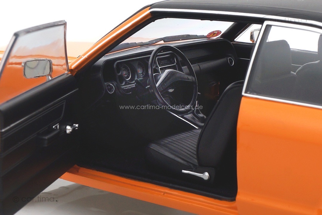 Ford Granada Consul Coupé 2. Series Signalorange Touring 1:18 18080003 Ford Granada Consul Coupé 2. Series Signalorange Touring 1:18 18080003