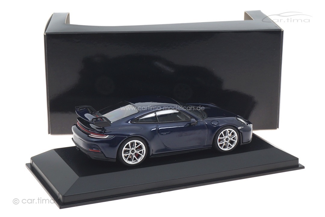 Porsche 911 (992) GT3 Enzianblau met. Minichamps 1:43 410069208 Porsche 911 (992) GT3 Enzianblau met. Minichamps 1:43 410069208