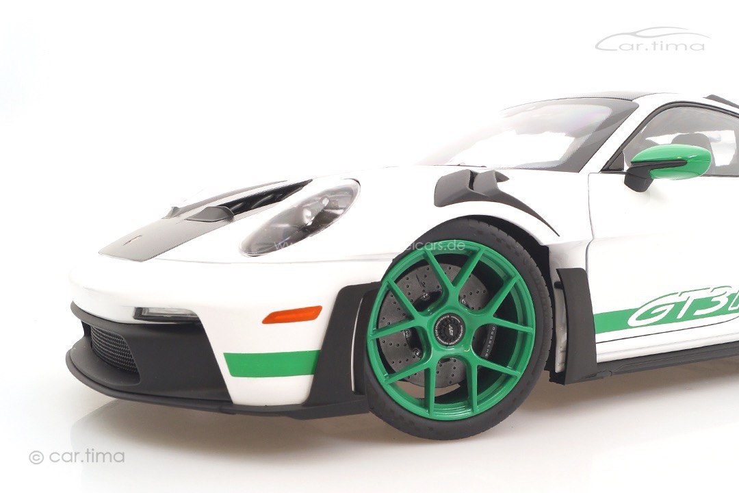 Porsche 911 (992) GT3 RS Weiß Tribute to 911 Carrera RS Norev 1:12 127535